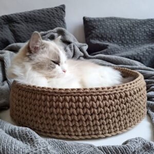 Panier au crochet en coton recyclé pour chat